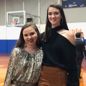 Meet your Posher, Makenzie